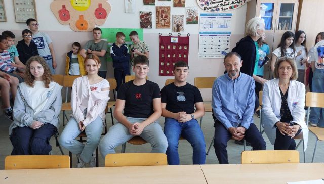 Млади истраживачи